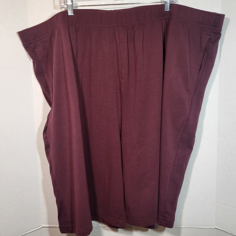 Amazon Essentials Men's Shorts w/Mesh Strip Size 4XL Maroon NEW